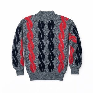 Cristina’s vintage sweater size men’s small